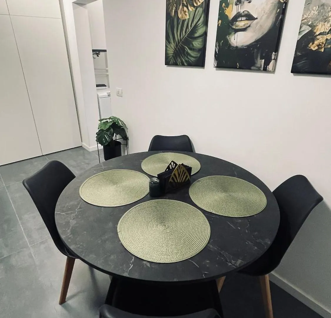 Barbici Group Apartment Bucharest